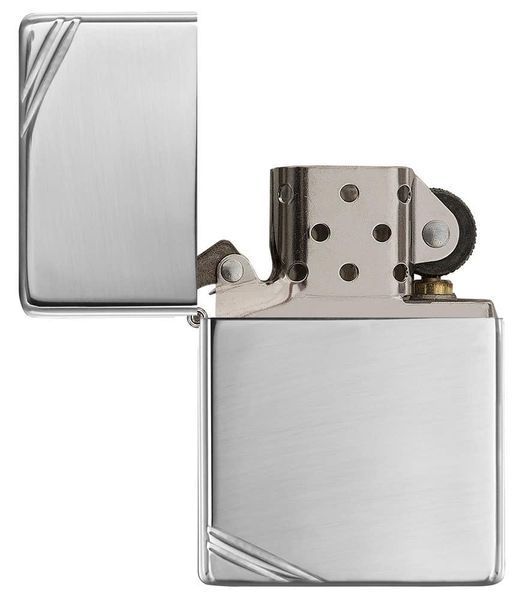 Запальничка Zippo High Polish Chrome Vintage with Slashes 260 фото