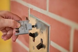 Викрутка 4 в 1 Zippo Bit Safe Screwdriver Insert 191693535334 фото